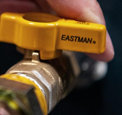 water heater gas connector